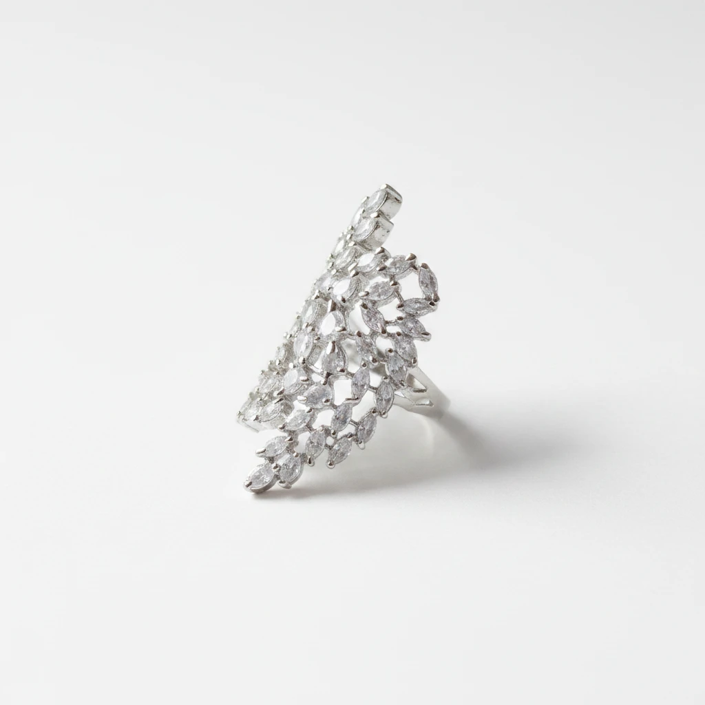 luxury-leaf-design-ring